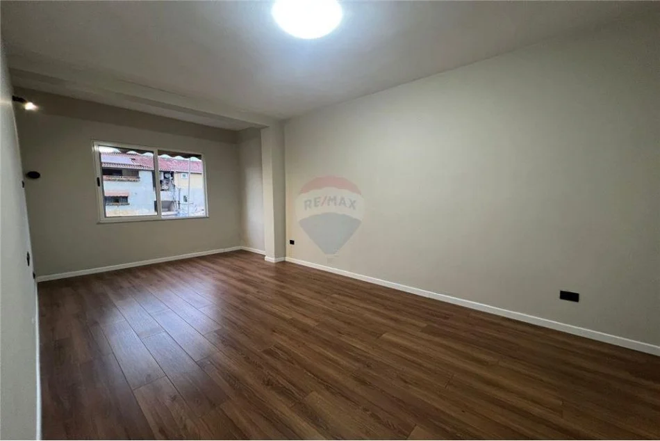 Tirane, shitet apartament 2+1 Kati 5, 72 m² 125000 (Myslym Shyri)