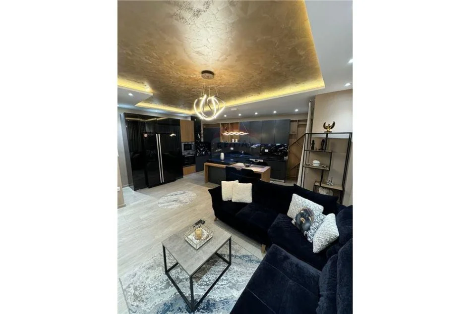 Tirane, jepet me qera 2+1+Ballkon Kati 3, 97 m² 1.100 € (Liqeni i Thate)