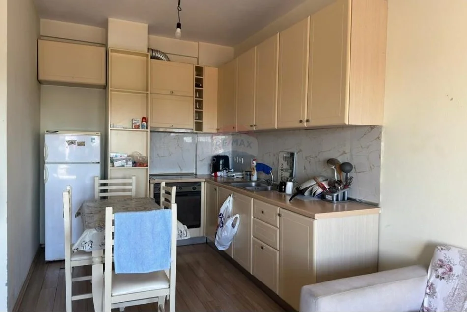 Tirane, shitet apartament 1+1 Kati 7, 66 m² 130.000 € (Rruga e Elbasanit)