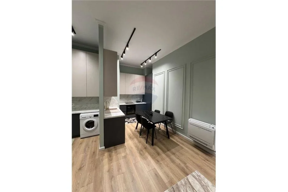 Tirane, jepet me qera apartament 2+1 Kati 1, 85 m² 650 € (Rruga e Dibres - Rruga e Dibrës - Selvia,)