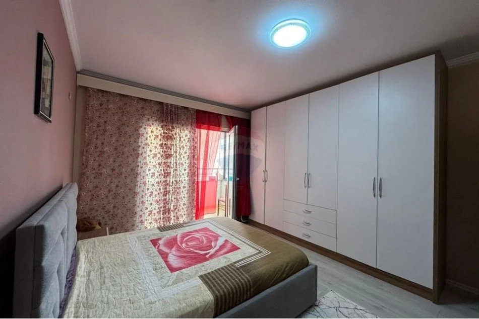 Tirane, jepet me qera apartament 2+1 Kati 7, 107 m² 520 € (Astir - Unaza e Re)