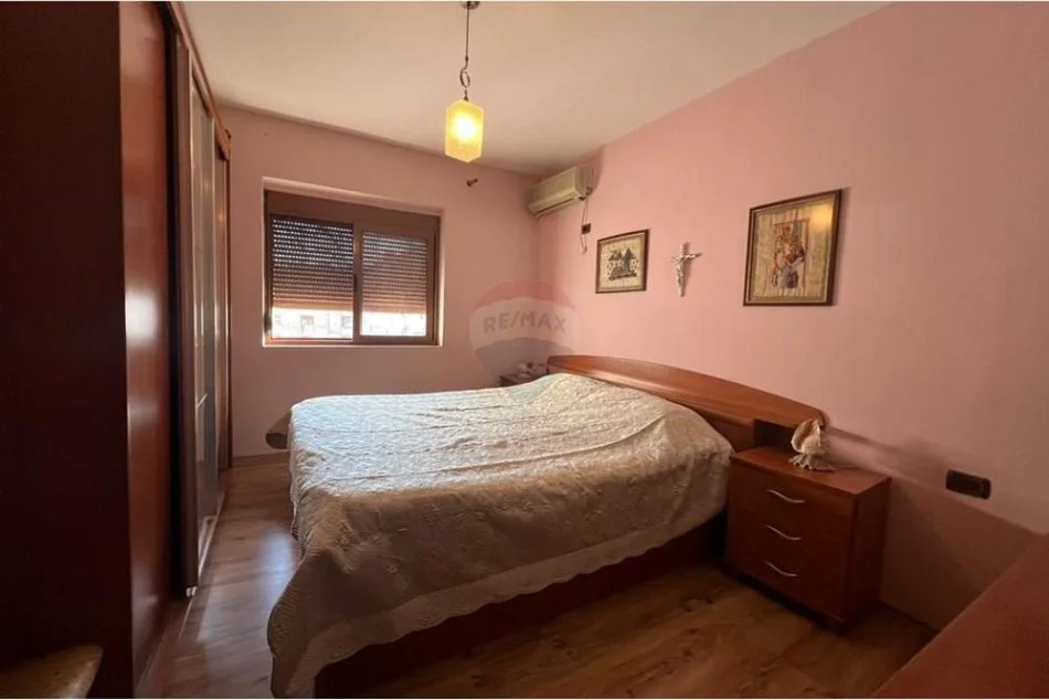 Tirane, shitet apartament 3+1 Kati 5, 80 m² 105.000 € (Brryli - Rruga Bardhyl,)