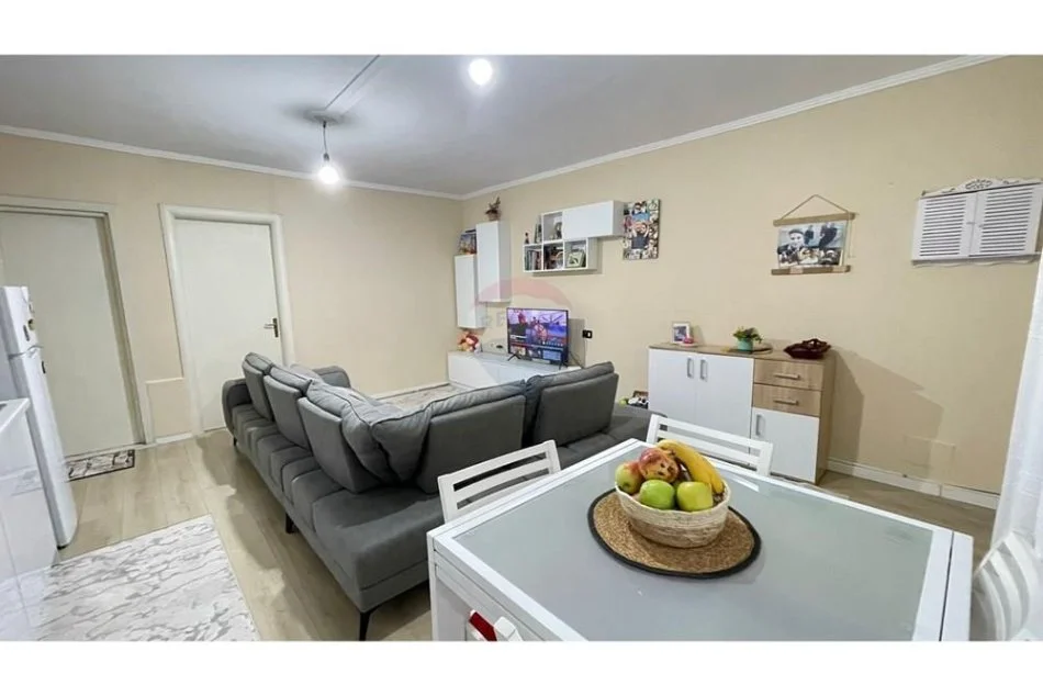 Tirane, jepet me qera apartament 1+1 Kati 1, 65 m² 450 € (Don Bosko - Jordan Misja, Shqipëri)