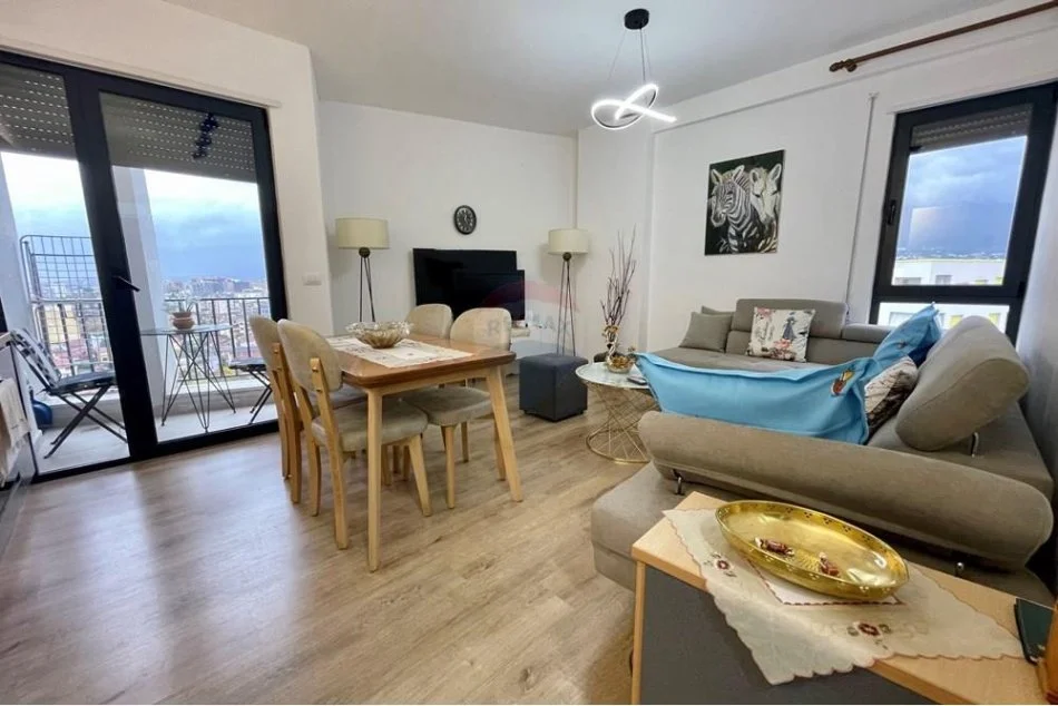 Tirane, shitet 2+1+Ballkon Kati 7, 92 m² 149.900 € (Ali Demi)