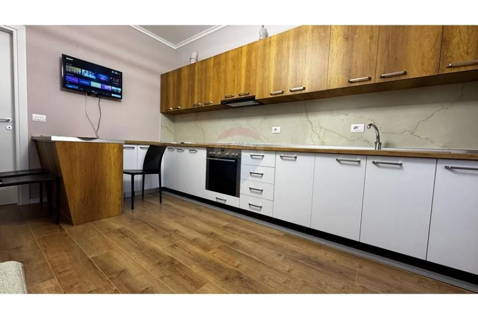 Tirane, jepet me qera 1+1 , 60 m² 420 € (Porcelan - Oxhaku, Shqipëri)