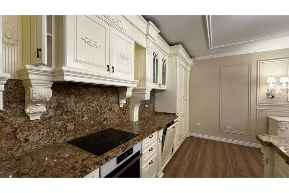 Tirane, jepet me qera apartament duplex Dublex , 1.500 €