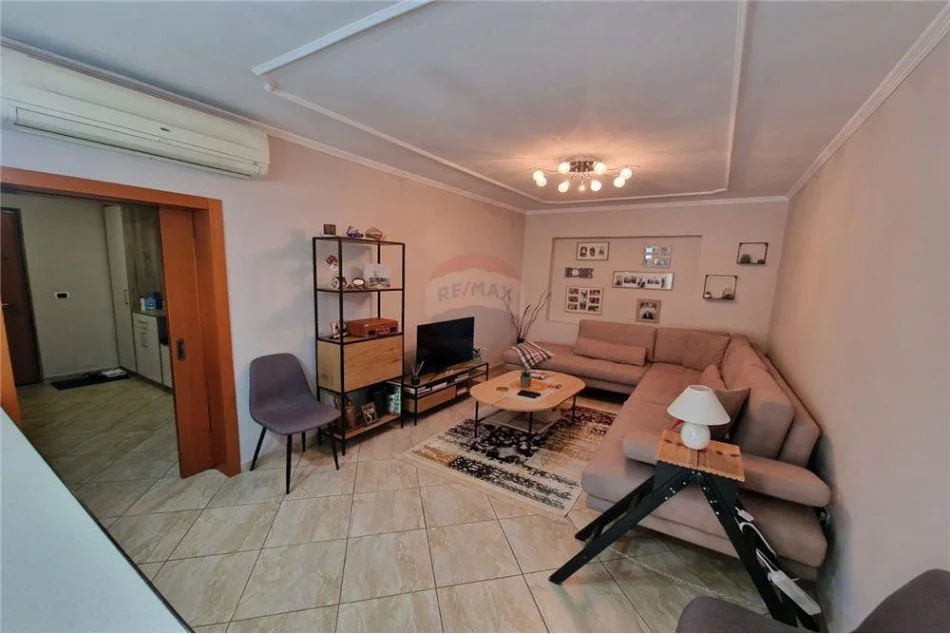 Tirane, shitet apartament 2+1 Kati 3, 92 m² 149.000 € (Rruga Mine Peza - Mine Peza, Shqipëri)