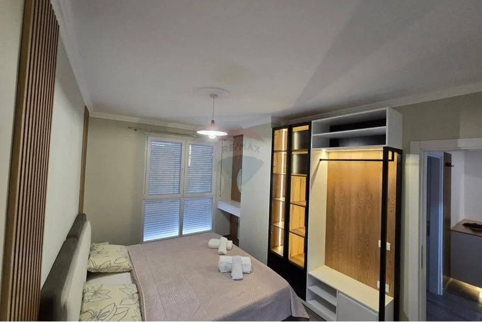 Tirane, jepet me qera apartament 2+1 Kati 5, 100 m² 650 € (Selitë - Pallati me Shigjeta)