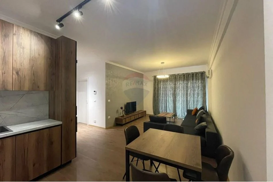 Tirane, jepet me qera apartament 1+1 , 78 m² 700 € (Rruga Muhamet Gjollesha - Zogu i Zi,)