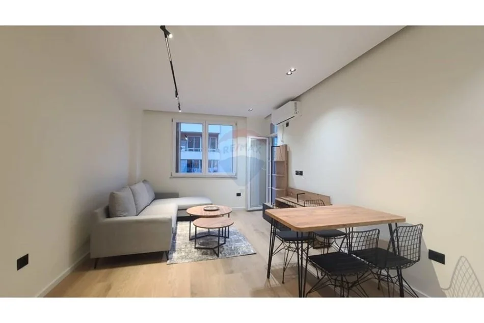 Tirane, jepet me qera apartament 1+1 Kati 6, 63 m² 500 € (Astir, Shqipëri)