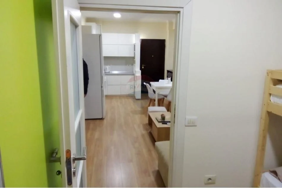 Tirane, jepet me qera apartament 2+1 Kati 3, 70 m² 600 € (rruga e barrikadave)