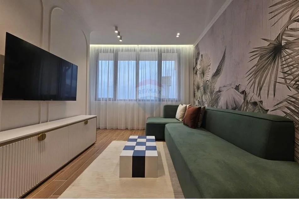 Tirane, jepet me qera 1+1+Ballkon Kati 4, 70 m² 1.200 € (Myslym Shyri)