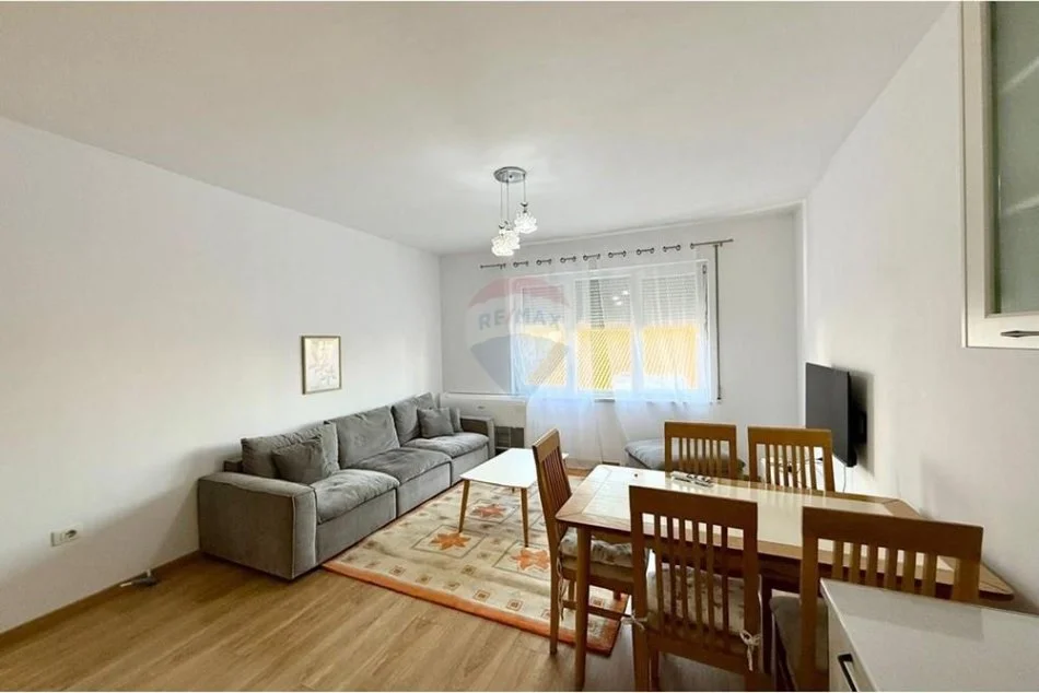 Tirane, jepet me qera apartament 2+1 Kati 2, 100 m² 600 € (Rr. Fuat Toptani Qyteti Studenti - Vilat Amerikane)