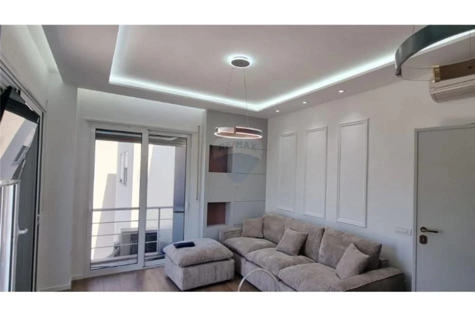 Vlore, shitet apartament+verande | Penthouse 1+1+Ballkon , 66 m² 150.000 € (Radhime)
