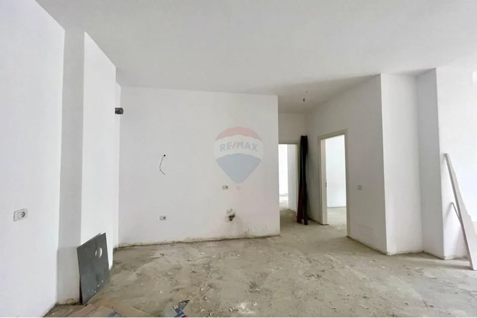 Tirane, shitet apartament 2+1+Ballkon Kati 7, 128 m² 115.000 € 