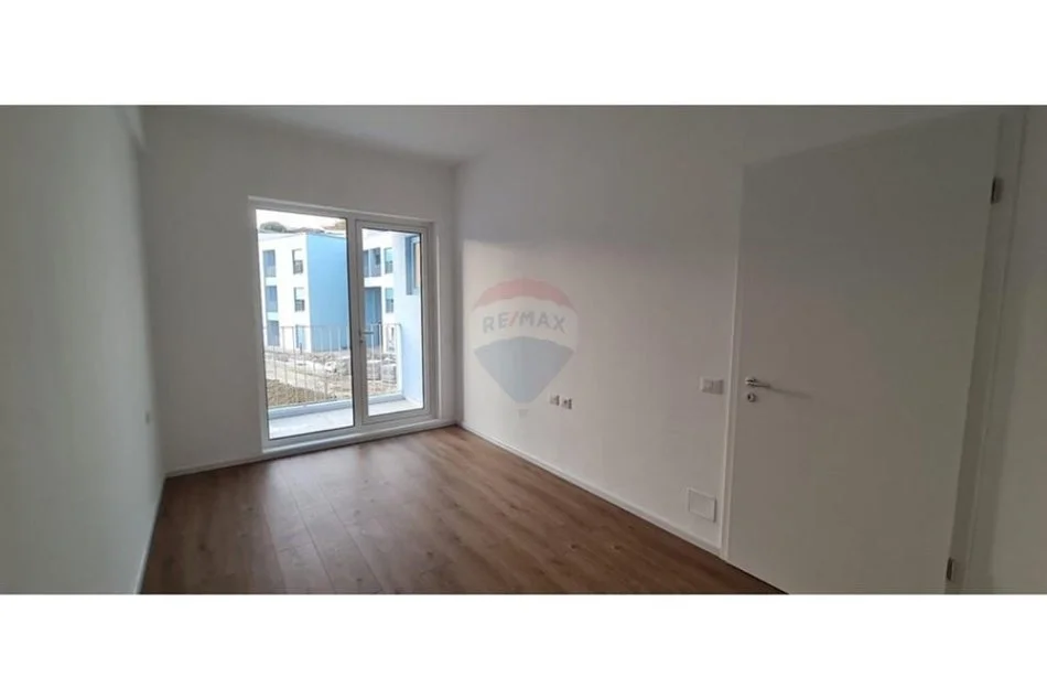 Tirane, jepet me qera apartament 1+1 Kati 2, 63 m² 400 € (Apartament 1+1 me qira ne Linze!)