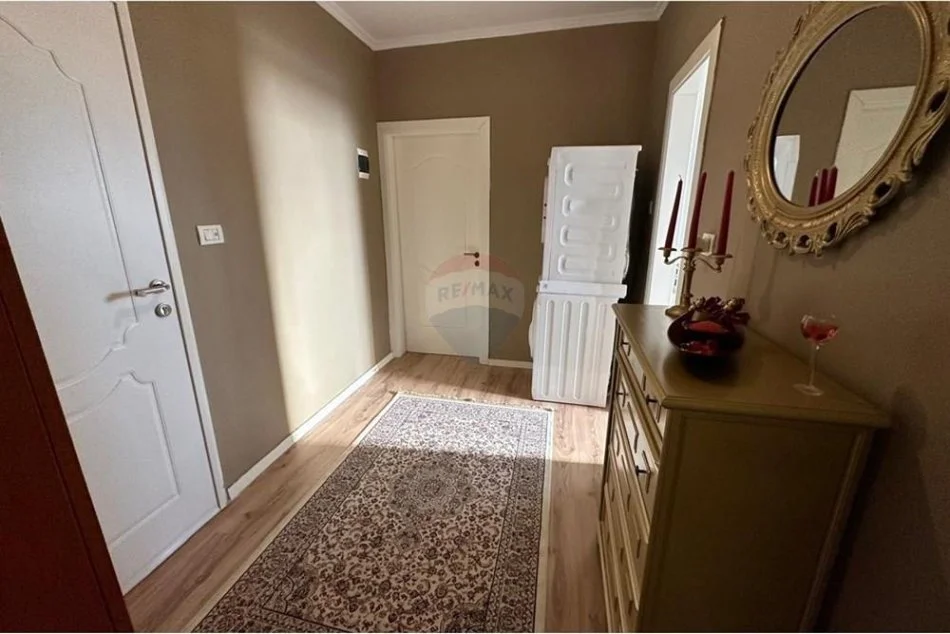 Tirane, shitet apartament Kati 5, 63 m² 117.000 € (frosina plaku)