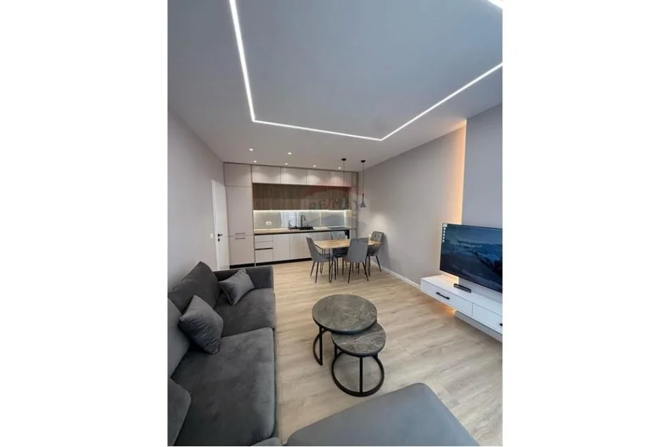Tirane, jepet me qera apartament 1+1 , 50 m² 450 € (Bulevardi Migjeni)