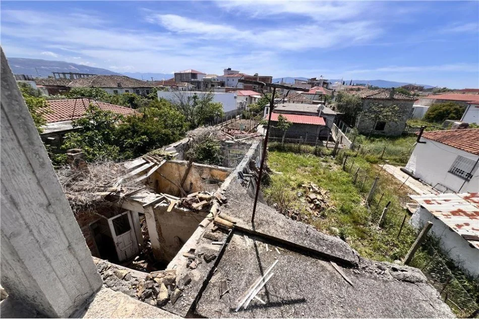 Vlore, shitet shtepi 2 Katshe , 250 m² 65.000 € (Narte)