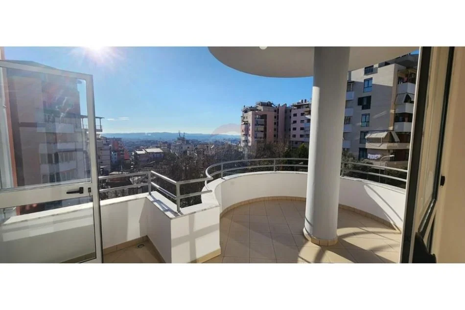 Tirane, shitet apartament 1+1 , 64 m² 85.000 € (Fresk)