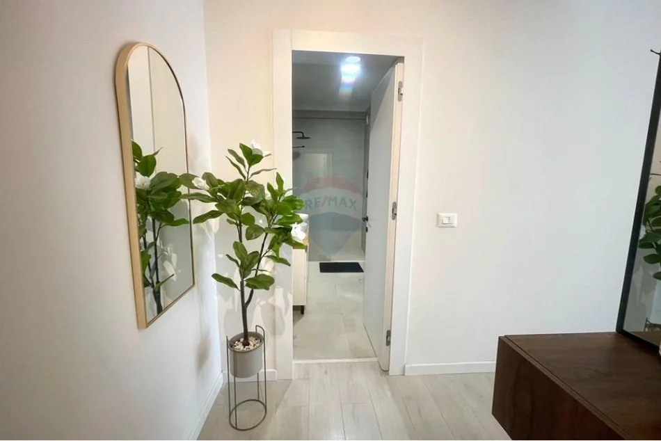 Tirane, jepet me qera 2+1+Ballkon Kati 5, 100 m² 800 € (Kodra e Diellit)