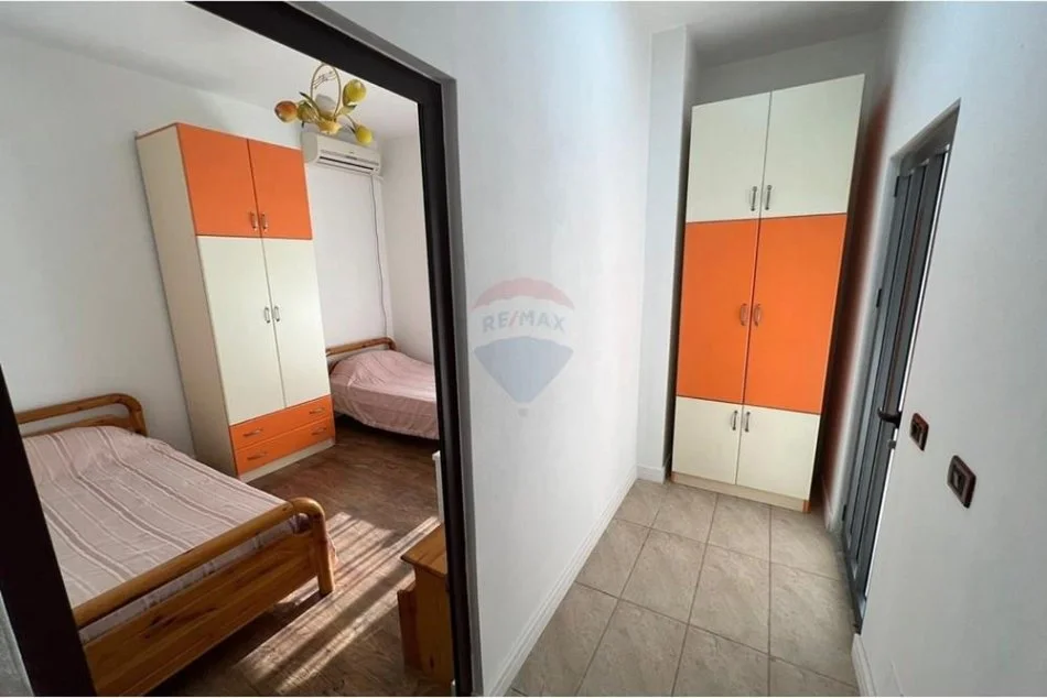 Tirane, jepet me qera apartament 2+1 Kati 2, 101 m² 600 € (rruga mine peza)
