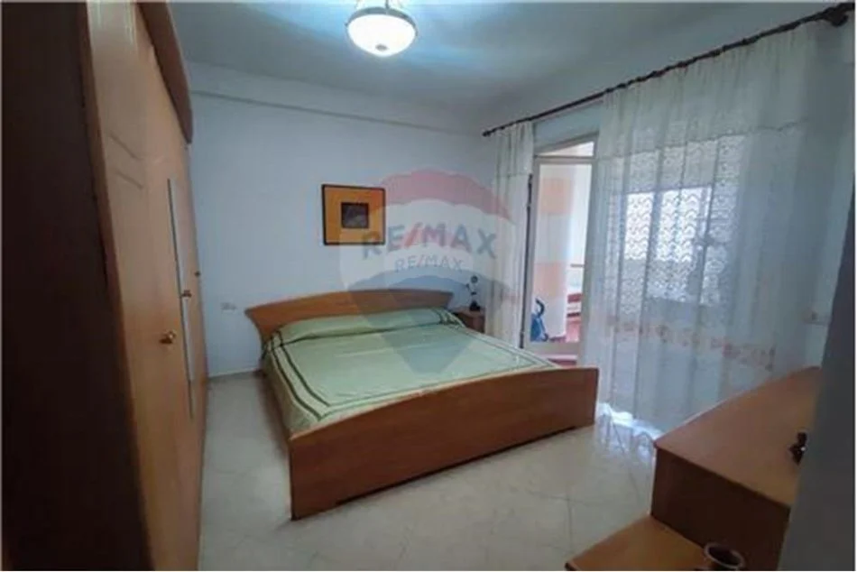 Tirane, jepet me qera apartament 1+1 Kati 9, 52 m² 550 € (don bosko)