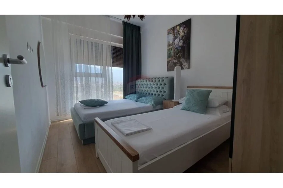 Tirane, shitet apartament 1+1+Ballkon , 64 m² 142.000 € 