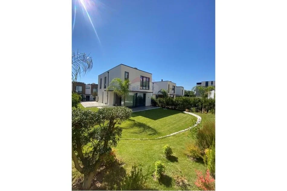 Tirane, shitet Vile 4+1 , 340 m² 1.200.000 € 