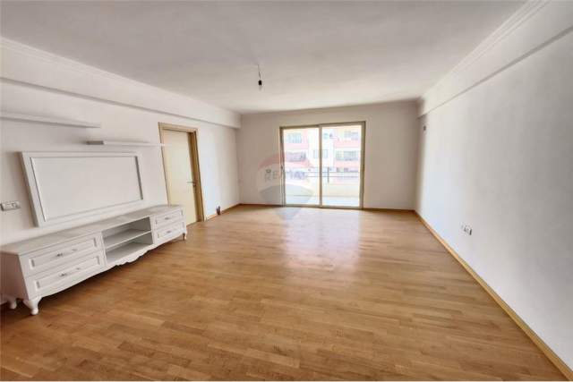 Tirane, jepet me qera apartament 1+1+BLK Kati 10, 110 m² 350 Euro (dritan hoxha)