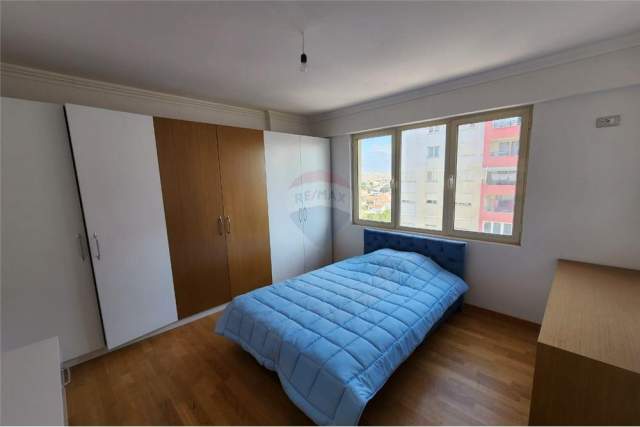 Tirane, jepet me qera apartament 1+1+BLK Kati 10, 110 m² 350 Euro (dritan hoxha)