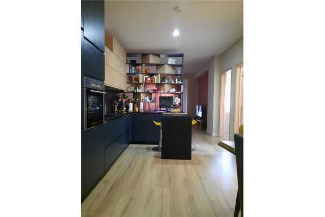 Tirane, jepet me qera apartament 2+1+BLK Kati 2, 105 m² 35000 Leke (Fresk)