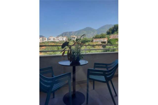Tirane, jepet me qera apartament 2+1+BLK Kati 2, 105 m² 35000 Leke (Fresk)
