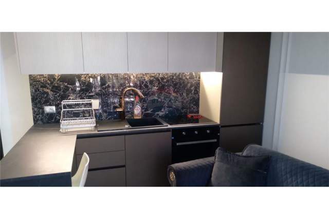 Tirane, jepet me qera apartament 1+1+BLK Kati 9, 60 m² 600 Euro (Zogu i Zi)