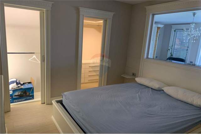 Tirane, jepet me qera apartament 1+1 Kati 9, 72 m² 1.000 Euro (Blloku)