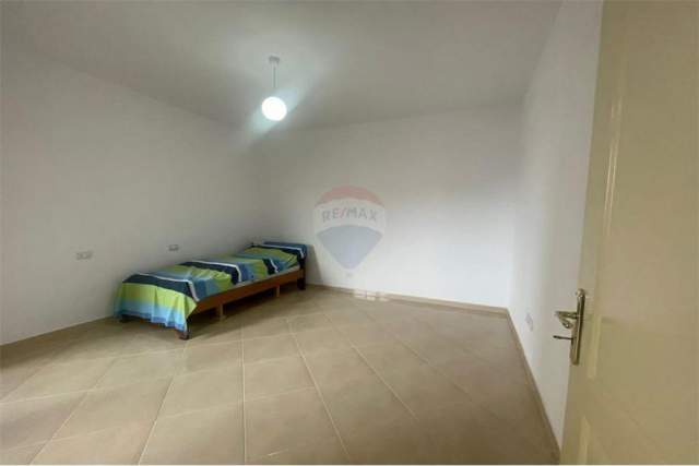 Tirane, jepet me qera apartament 3+1+BLK Kati 5, 110 m² 450 Euro (Astir)