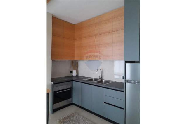 Tirane, jepet me qera apartament 1+1+BLK Kati 2, 600 Euro (Sauk)