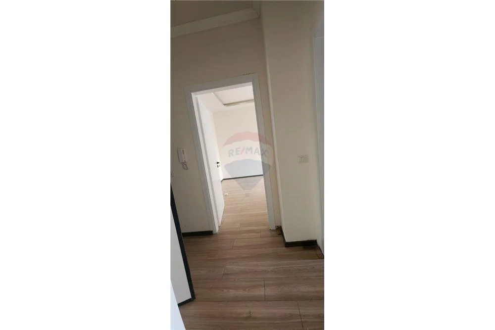 SHITET APARTAMENT 1+1 , FUSHA AVIACIONIT