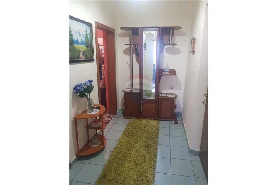 APARTAMENT 3+1+2 PER SHITJE NE BLLOK, PETRO NINI!