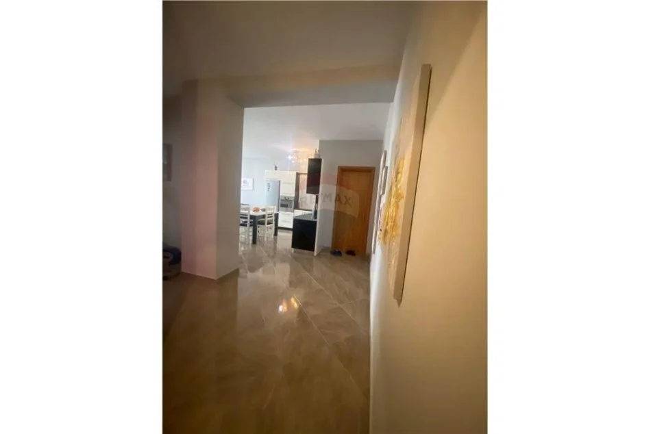 OKAZION : APARTAMENT 2+1 PER SHITJE NE FRESK