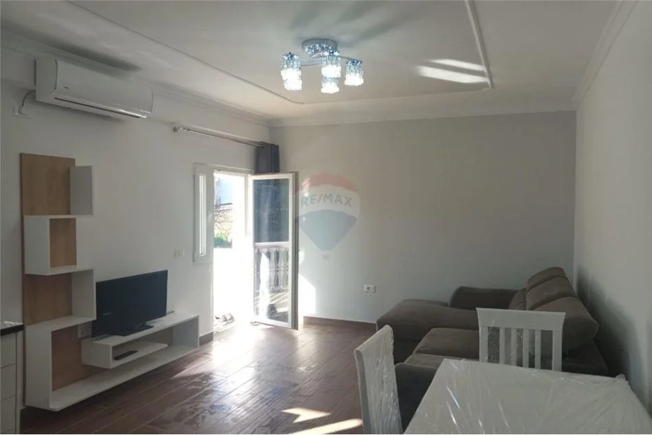 JEPET ME QIRA APARTAMENT 1+1 NE SELITE!