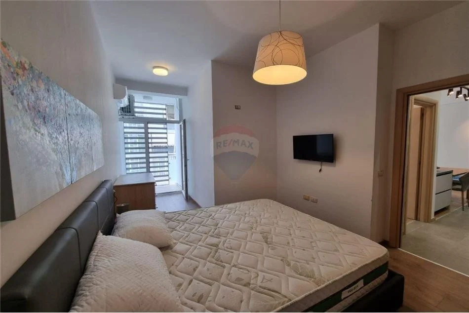 Apartment me qera 2+1 Komuna e Parisit Kika 2