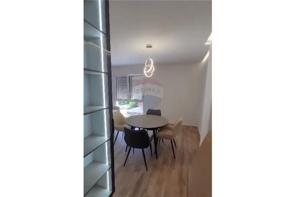 APARTAMENT 1+1 PER SHITJE RRUGA MINE PEZA