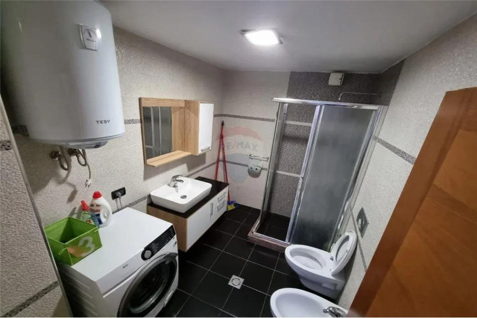 Apartament 2+1 me qira ne Myslym Shyri