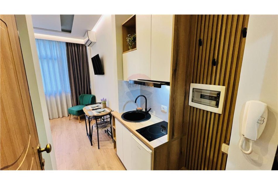 Tirane, shitet apartament 1+1, Kati 2, 25 m² 74,000 € (Shitet gazoniere te Kompleksi Kika 2)