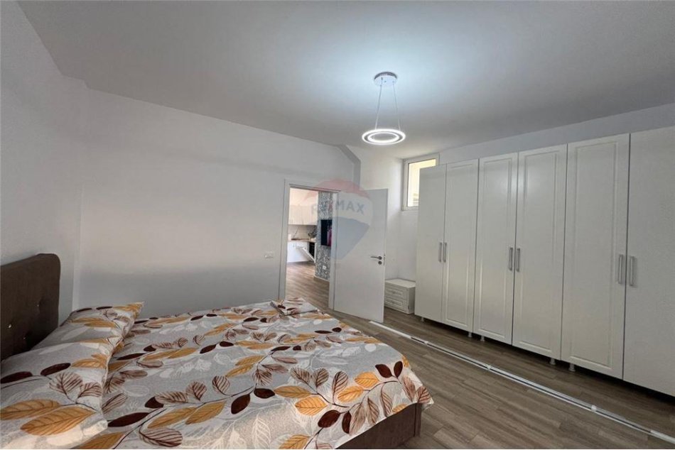 Tirane, jepet me qera apartament 2+1, Kati 1, 85 m² 450 € (Apartament 2+1 per qira tek Kodra e Priftit!)