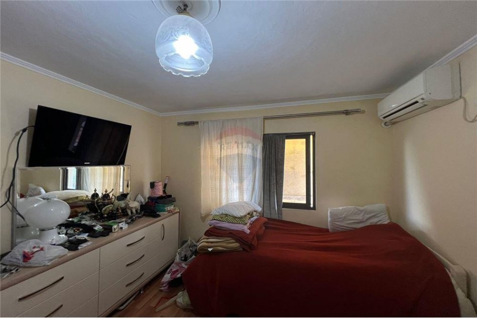 Tirane, shitet apartament 1+1, Kati 5, 60 m² 86,000 € (Apartament ne shitje 1+1)