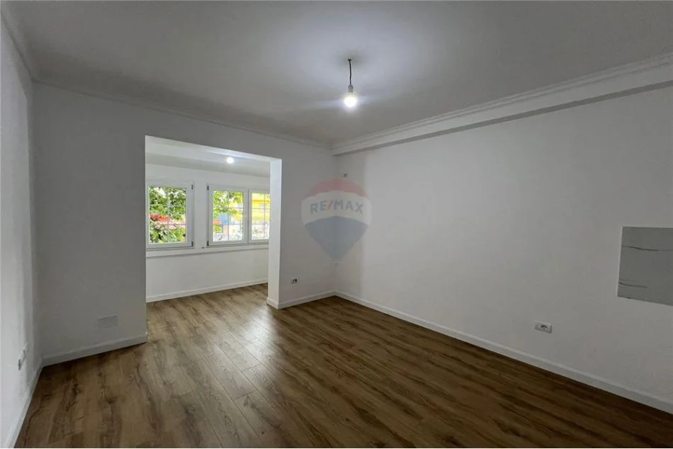 Tirane, shitet 1+1, Kati 2, 47 m² 115,000 € (Shesim apartament 1+1 tek 21-Dhjetori !!)