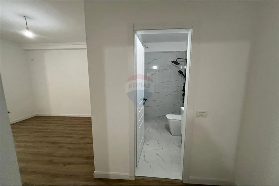 Tirane, shitet 1+1, Kati 2, 47 m² 115,000 € (Shesim apartament 1+1 tek 21-Dhjetori !!)