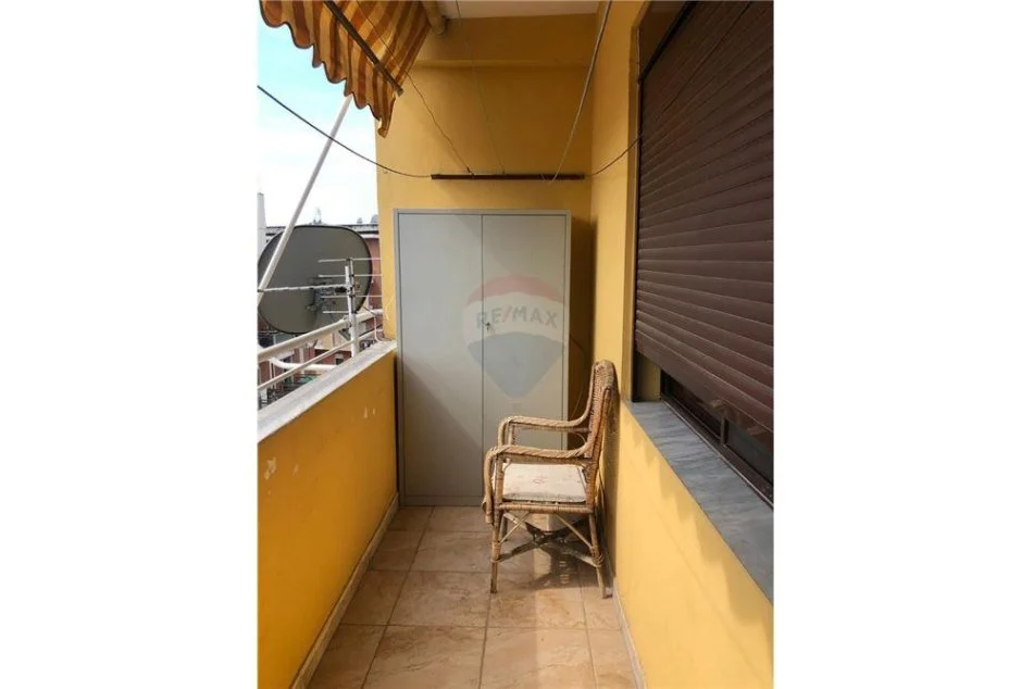 Tirane, jepet me qera apartament 3+1 Kati 6, 90 m² 700 € (Apartament me qira 3+1)